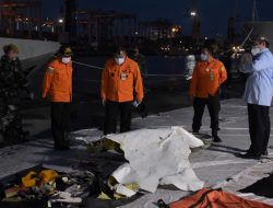 Pencarian Korban Sriwijaya Air SJ182 Terkumpul 141 Kantong Jenazah