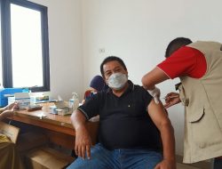 Anggota DPRD Babel Suntik Vaksin Covid-19, Azwari Helmi: Saya Lebih Percaya Diri