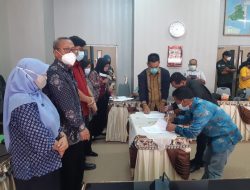 12 Desa di Babar Terima Bantuan CSR PT. BPL dan PT. MP LWI