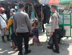 Sering Berjalan Sendirian, Santo Kesasar di Pasar Kite