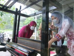 Kerajinan Lidi Nipah di Bangka Belitung Berkembang Pesat