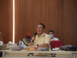 BPJ Minta Pengepul Zirkon Diberi Kepastian Hukum, Gerakan Ekonomi Bawah Harus Berjalan