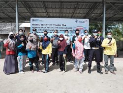 Mobil Sehat PT Timah Tbk Disambut Antusias Warga Desa Air Menduyung