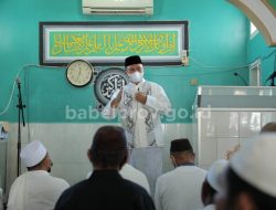 Gubernur: Sedekah Membawa Berkah