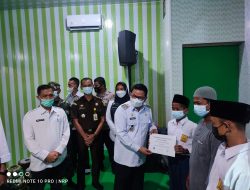 Bersama Yayasan ANC dan Mitra PT Timah, Bupati Basel Salurkan Beasiswa ke 61 Pelajar Pesisir Toboali