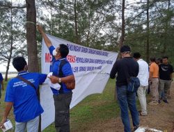 Soal Dana Kompensasi KIP, Tim SP3D-KIP Gelar Aksi Damai di Pantai Matras