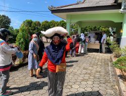 Bulog Bangka Salurkan Bansos Beras PPKM Sebanyak 415.550 Kilogram