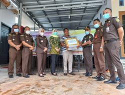Kejari Bateng Gelar Baksos Sambut Hari Bhakti Adhyaksa Ke-61 dan Ikatan Adhyaksa Dharmakarini Ke-21