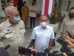 Setelah Divaksin Booster Moderna, Walikota Ngaku Demam