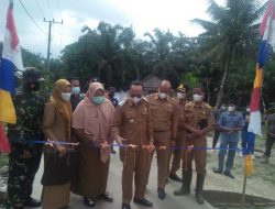 Bupati Algafry Rahman Resmikan Jalan Kampung Sebrang