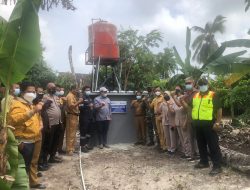Antisipasi Musim Kemarau, PT Timah Tbk Serahkan Sumur Bor untuk Warga Desa Kayu Besi