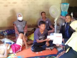 Mitra PT Timah Tbk Salurkan Sumbangan Kematian & Biaya Berobat ke Warga Pesisir Toboali