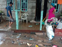 Bantu Rumah Warga Terendam Banjir, Bupati Basel Perintahkan Jajarannya Dirikan Dapur Umum