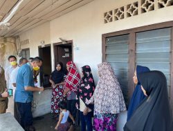 Anggota DPR Bambang Patijaya Santuni Korban Kebakaran Rumah di Pintu Air