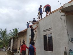 Timgab Bantu Perbaikan Rumah Warga Bencah Terdampak Angin Puting Beliung