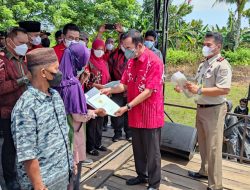 Ribuan Masyarakat Lepar Dapat Sertifikat Tanah Gratis, Rudianto Tjen: Berkat Kerja Keras Pemkab Bangka Selatan