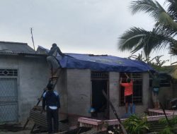 45 Bangunan Rumah di Desa Batu Belubang dan Kebintik Rusak Akibat Angin Ribut Disertai Hujan