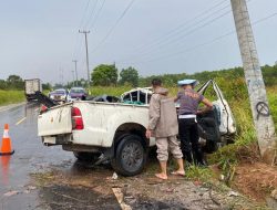 Pengendara Hilux Meninggal Dunia Dalam Laka Tunggal