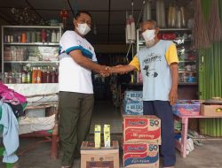 Belanja di Warung Pensiunan untuk Kegiatan Sosial, Cara PT Timah Tbk Gerakkan Ekonomi Masyarakat