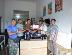 Tingkatkan Hasil Tangkapan Nelayan, PT Timah Tbk Serahkan Empat Mesin Tempel untuk Nelayan di Kabupaten Bangka