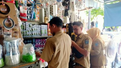 Disperindag Babel Lakukan Pengawasan Barang dan Jasa di Toko Elektrik Pasar Mentok