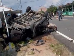 Kecelakaan di Desa Guntung karena Supir Minibus Ngantuk