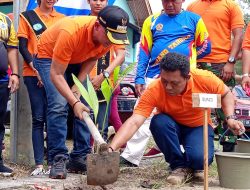 VES Community Babel Tanam 2.000 Batang Pohon di Pantai Matras