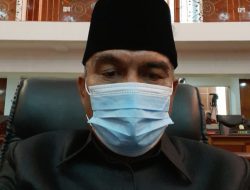 Efredi Effendy Ajak Masyarakat Pasang Bendera Merah Putih di Depan Rumah