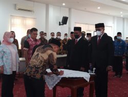 Wali Kota Lantik 15 Pejabat Pemkot Pangkalpinang