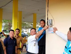 Kado HUT ke 77 RI, PLN Babel Terangi Masyarakat dan Objek Wisata Pantai Tambak Sukamandi