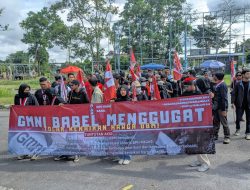 GMNI Babel Menggugat, Demo Tolak Kenaikan BBM di Kantor DPRD Babel