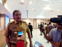 Masyarakat Tercekik Imbas Kenaikan Harga BBM, Pj Gubernur Imbau Jangan Panik