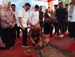 Masjid Kubah Timah Dibangun Disebelah Gereja Bikin Moeldoko Takjub, Yakin akan Jadi Simbol Keberagaman