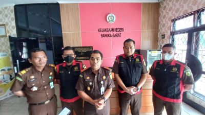 Dugaan Korupsi Lahan 700 Hektare di Jebus, Dua Instansi Digeledah Kejari Babar