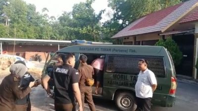 Kejari Basel Terima Tujuh Tersangka Kasus Tipikor BPRS Toboali