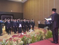 Bawaslu Bateng Lantik 18 Anggota Panwascam