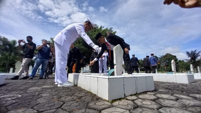 Peringati Hari Pahlawan, Sekda Babel dan Forkopimda Ziarah ke TMP