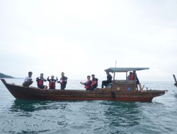 Bersama Koperasi Bahari Permai Lestari, PT Timah Tenggelamkan Rumpon Perairan Teluk Limau Bangka Barat