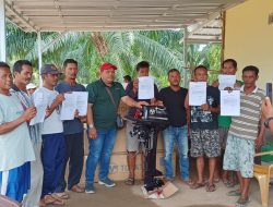 Tingkatkan Hasil Tangkapan Nelayan, PT Timah Tbk Serahkan 10 Unit Mesin Tempel ke Forum Masyarakat Pesisir Bakit