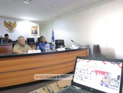 Presiden Serahkan Dana KUR Klaster Secara Simbolis