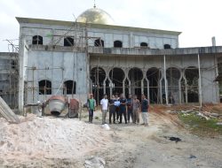 Percepat Pembangunan Masjid Uswatun Hasanah di Desa Jelutung, PT Timah Tbk Serahkan Bantuan