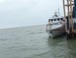 Kapal Roro Disetop, Kapal Jetfoil Express Bahari Tetap Berlayar