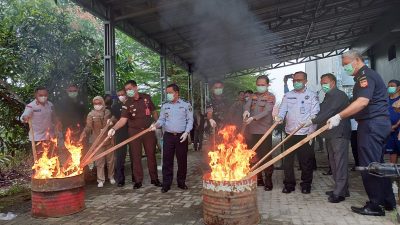 Musnahkan 15,7 Kilogram Ganja Kering, BNNP Babel Selamatkan 423.798 Jiwa Anak Bangsa dari Narkoba