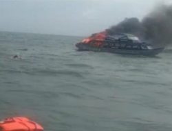 Speed Boat Bawa 19 Penumpang dari Sukadamai Hangus Dilalap Si Jago Merah di Laut Lepas Maspari