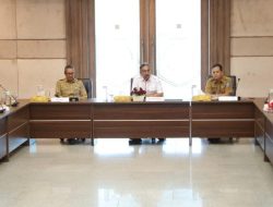 Prihatin Kondisi Muara Sungai Jelitik, Pj Gubernur Beri Sinyal Pengerukan Alur