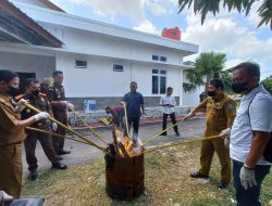 Kejari Bangka Barat Musnahkan Barang Bukti Tindak Pidana, Didominasi Kasus Narkoba