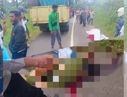 Scoopy Seruduk Truk Muatan Sembako di Jalan Desa Ranggung, Anak dan Ibu Tewas
