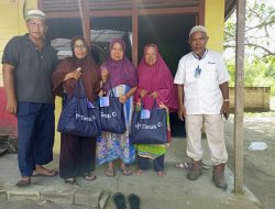 Bantu Masyarakat Saat Bulan Ramadhan, PT Timah Tbk Bagikan 200 Paket Sembako ke Warga di Bangka Barat 