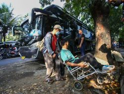 Mudik Gratis Bersama PLN Terasa Spesial, Dua Bus Khusus Difabel Diberangkatkan ke Solo dan Malang
