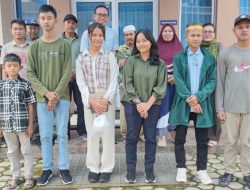 Lima Pelajar dari Karimun yang Lolos Program Kelas Beasiswa PT Timah Tbk di SMAN 1 Pemali Diberangkatkan ke Bangka Belitung, Ini Pesan Orang Tua